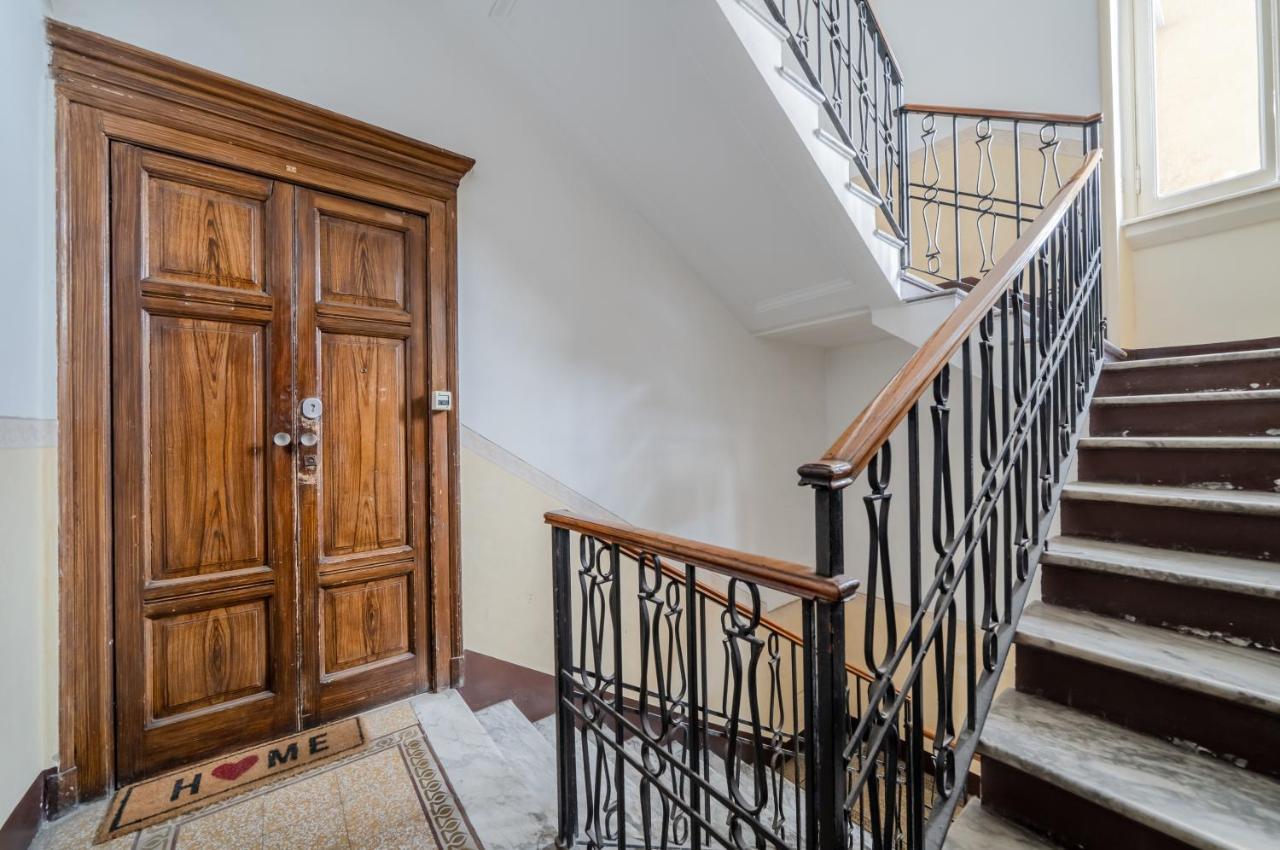Lovely Apartment In Milano-Porta Romana W/ Balcony Ngoại thất bức ảnh